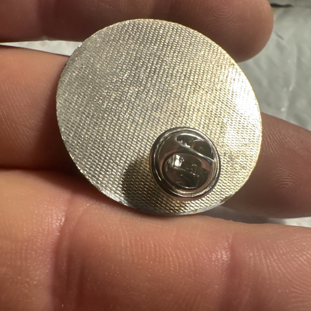 Old Vintage Pratt & Whitney Hat Coat Lapel PIN Charm - Picture 5 of 7